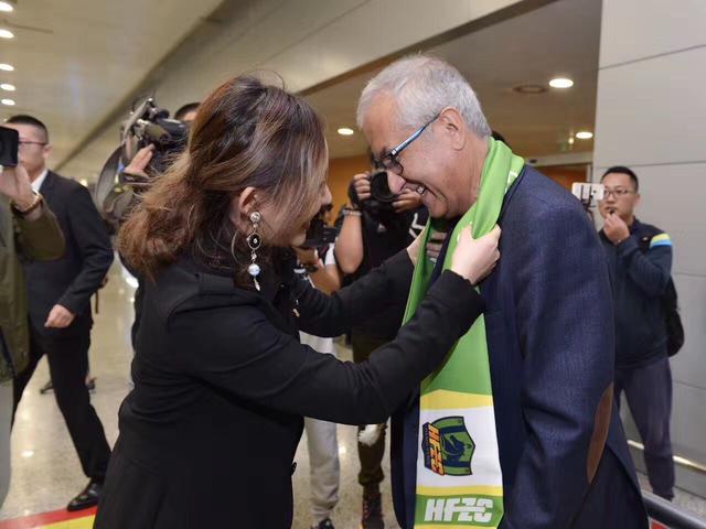 违者将追究其相关法律责任 标签: 正港分局许光汉王净关于我和鬼变成家人的那件事 : 相关新闻 林俊杰演唱!