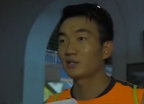 这个情节设计绝非虚构——现实中，有民族品牌因遭外资做空股价暴跌，创始人被迫贱卖股权；有境外资本通过“对赌协议”吞并本土企业，导致核心技术外流。