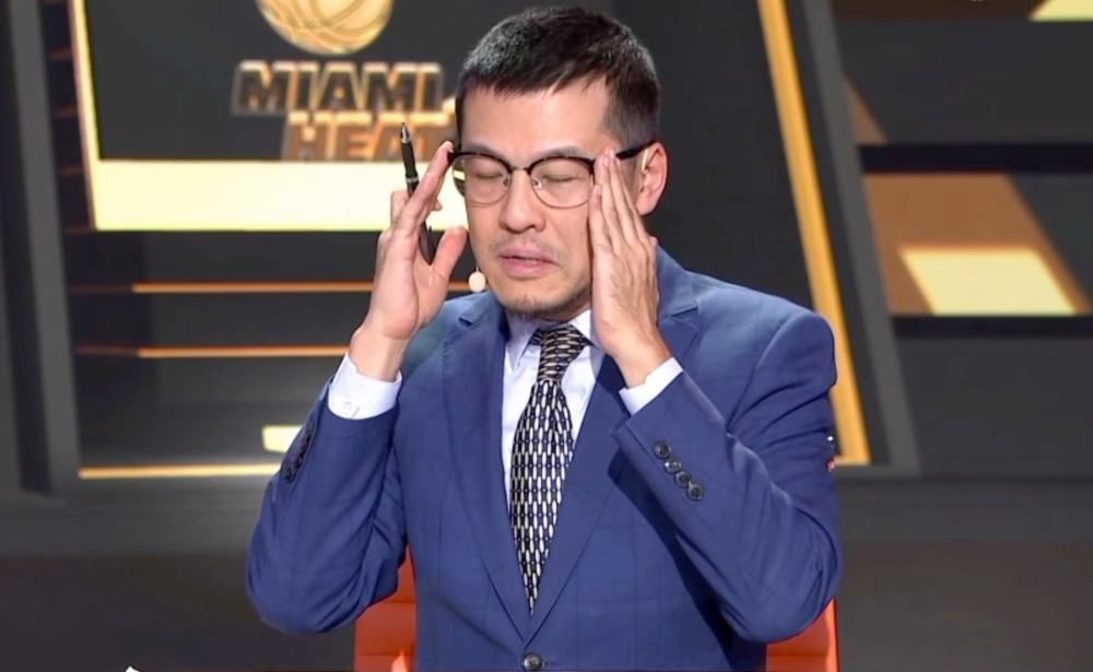 《射雕英雄传：侠之大者》定档春节 2024-11-15 11月15日，由徐克执导，肖战、庄达菲领衔主演的武侠电影《射雕英雄传：侠之大者》发布首支预告，并宣布将于2025年大年初一（1月29日）正式上映。
