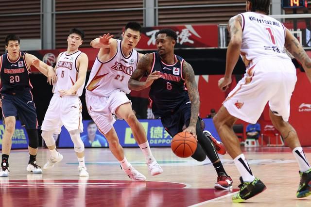 2021年度票房达290亿 《中国医生》突破6亿 2021-07-16 7月15日，全国院线总票房7857.37万。