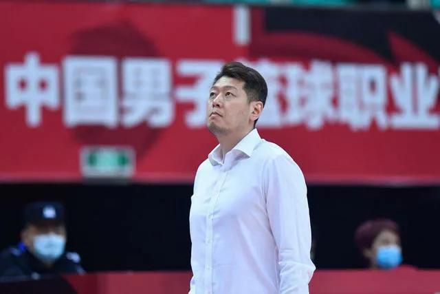 《这个杀手不太冷》中,娜塔莉·波特曼饰演的玛蒂尔达既天真又风尘,既可爱又世故,是一个立体饱满的角色。