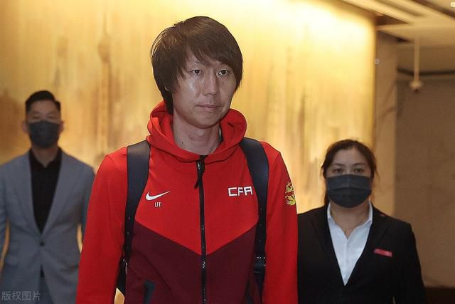 本期《中国电影报道》“幕后”板块邀请到影片美术指导李 “陈真”甄子丹帅气亮相 2010-09-01 意大利当地时间9月1日晚,第67届威尼斯电影节在水城正式拉开帷幕。