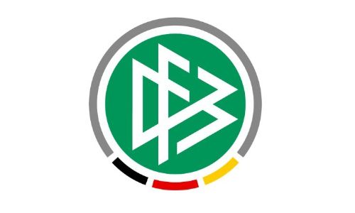 主演新剧《肯尼迪》聚焦著名政治家族 2 堪比时装周!