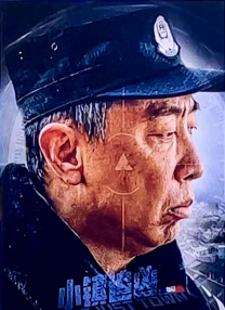 大鹤解释，这场戏他需要表现得非常悲伤，没想到在跟许光汉对戏时，对方突如其来做了一个超MAN的拥抱，让他直呼“那个动作是可以治百病的。